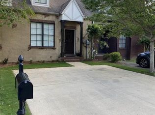 2303 Ridgemont Dr, Hoover, AL 35244