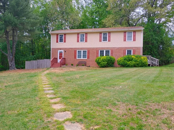 5 Red Fern Ln, Stafford, VA 22554