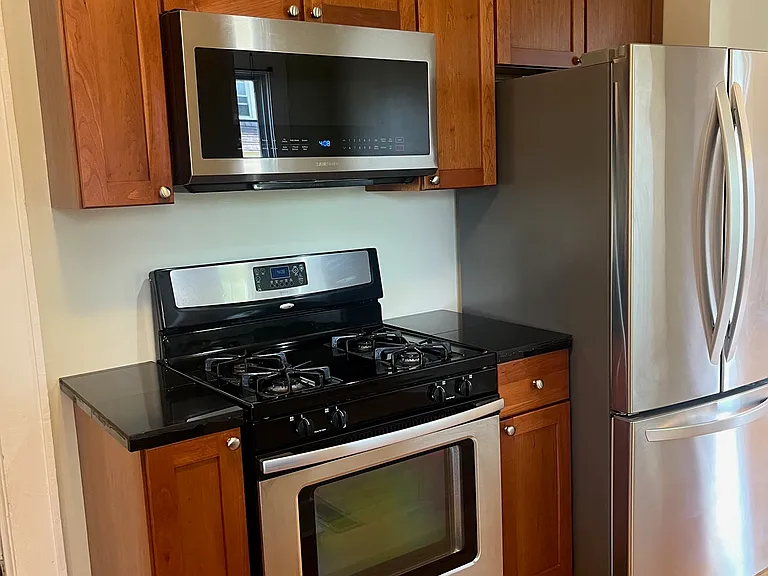 311 Buckingham Ave #1 — Photo 23