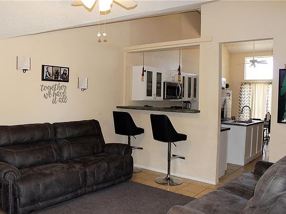 4th image of 10204 Niagara Falls Pl