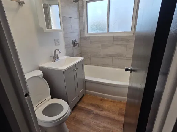 9260 S Halsted St APT 2E, Chicago, IL 60620