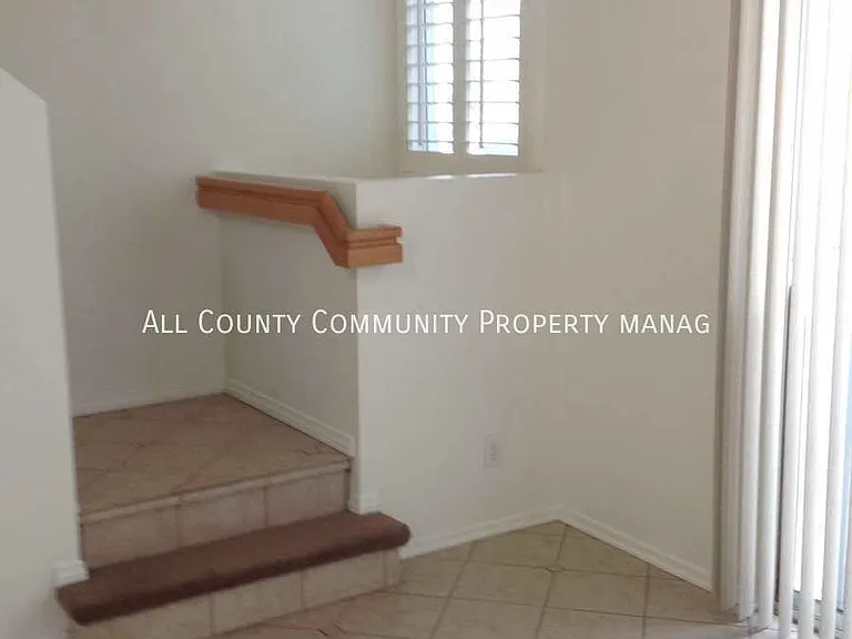 1042 N Turner Ave #216 — Photo 7