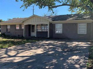 102 Roma Dr, Garland, TX 75041