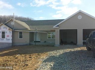 2321 Martz Ln, Hanover, PA 17331