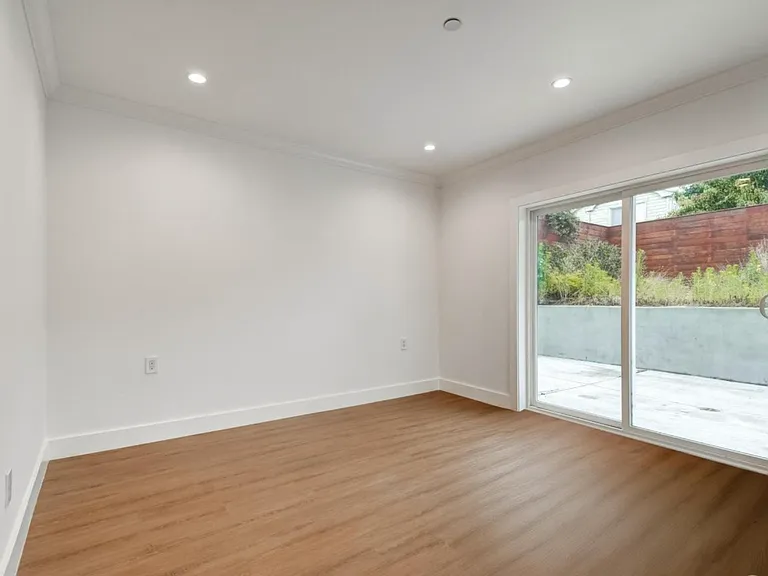 62 Vernon St — Photo 12