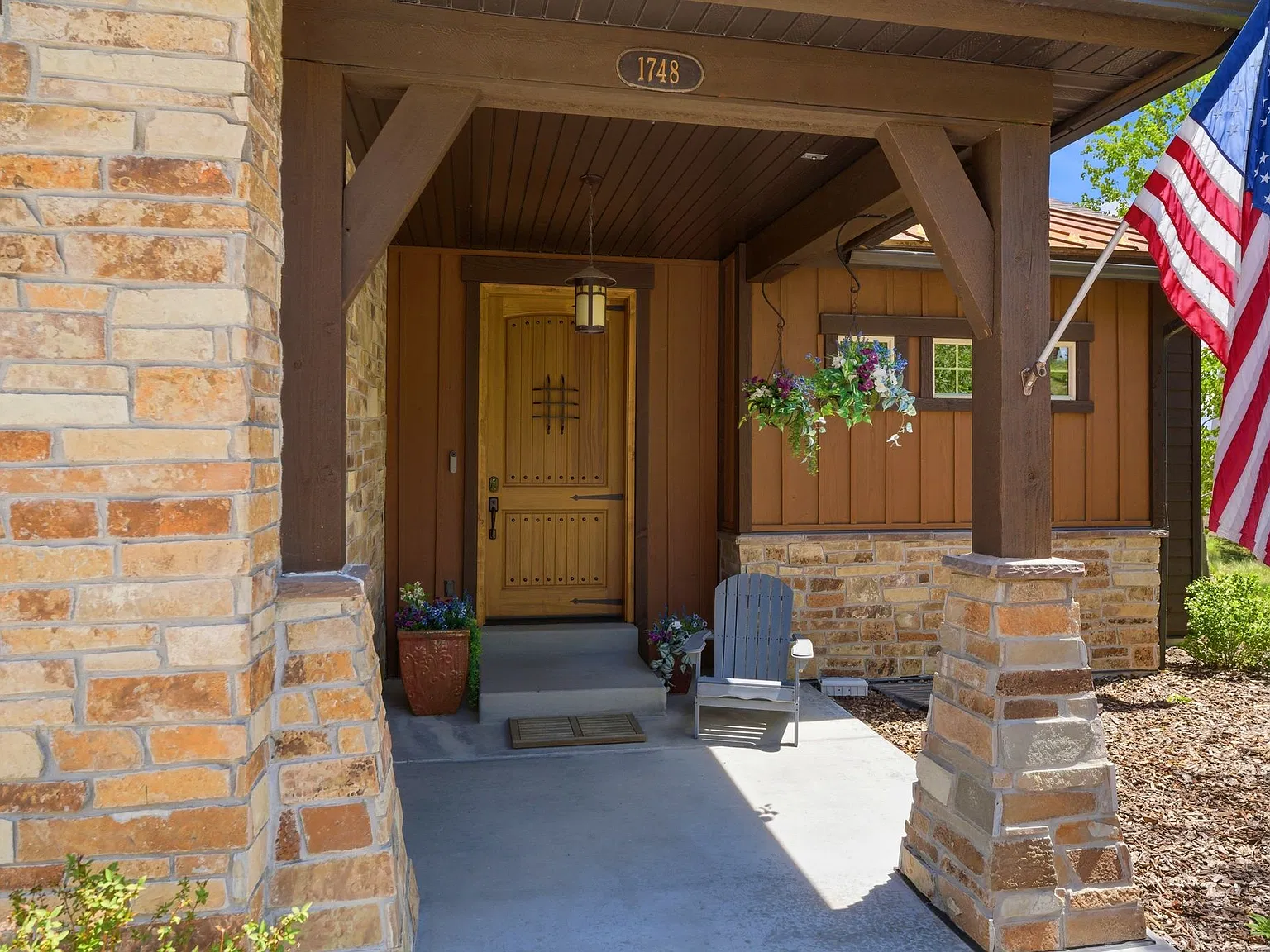 4 bed, 3434 sqft, $5,800 — Photo 3