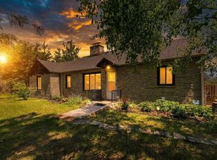 4176 Highway 66 #M, Charlevoix, MI 49720