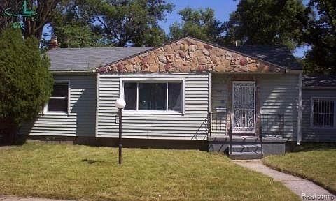 1st image of 414 W Marengo Ave