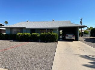 10601 W Hope Dr, Sun City, AZ 85351