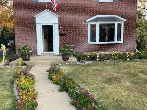 218 Priscilla Ln, Aldan, PA 19018