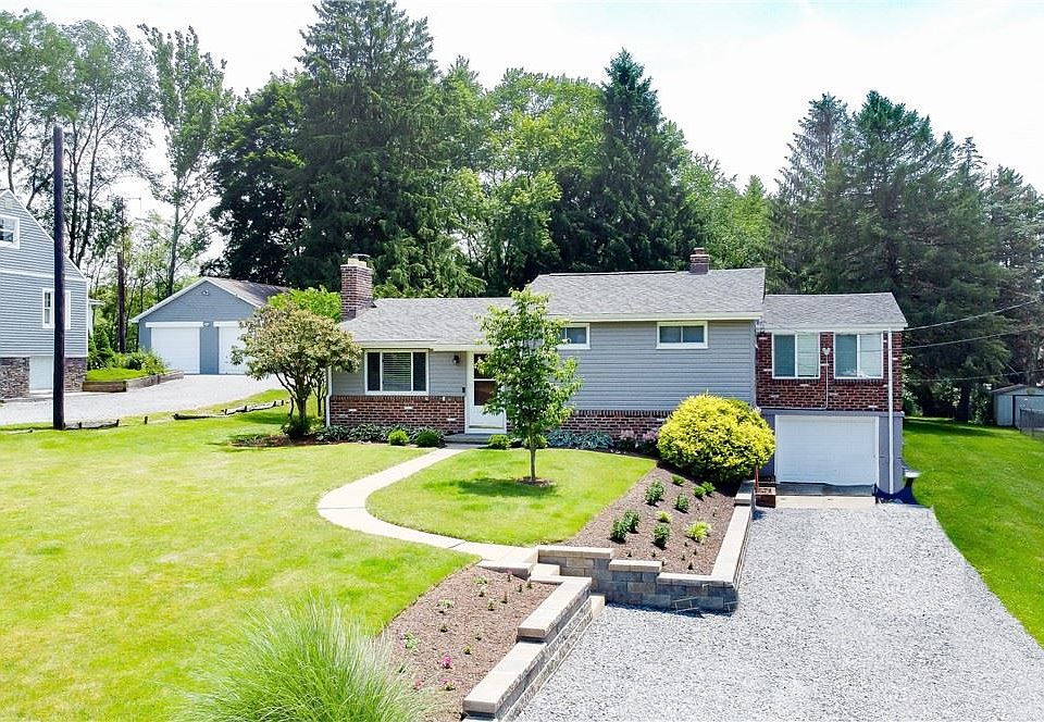 1st image of 2860 Grandview Dr
