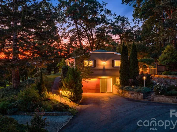 78 Grovewood Rd, Asheville, NC 28804