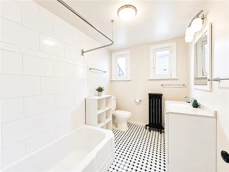 226 S Pacific Ave #2R — Photo 19