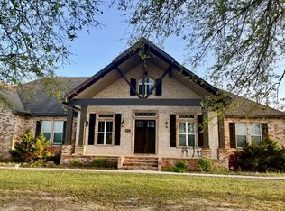 24038 Robert E Lee Rd, Lucedale, MS 39452