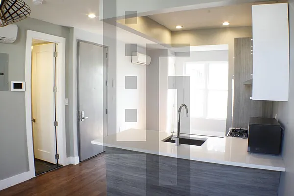 Rented by Loom Group | media 54