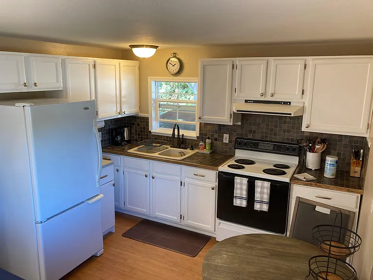 2823 Lake Whatcom Blvd — Photo 5