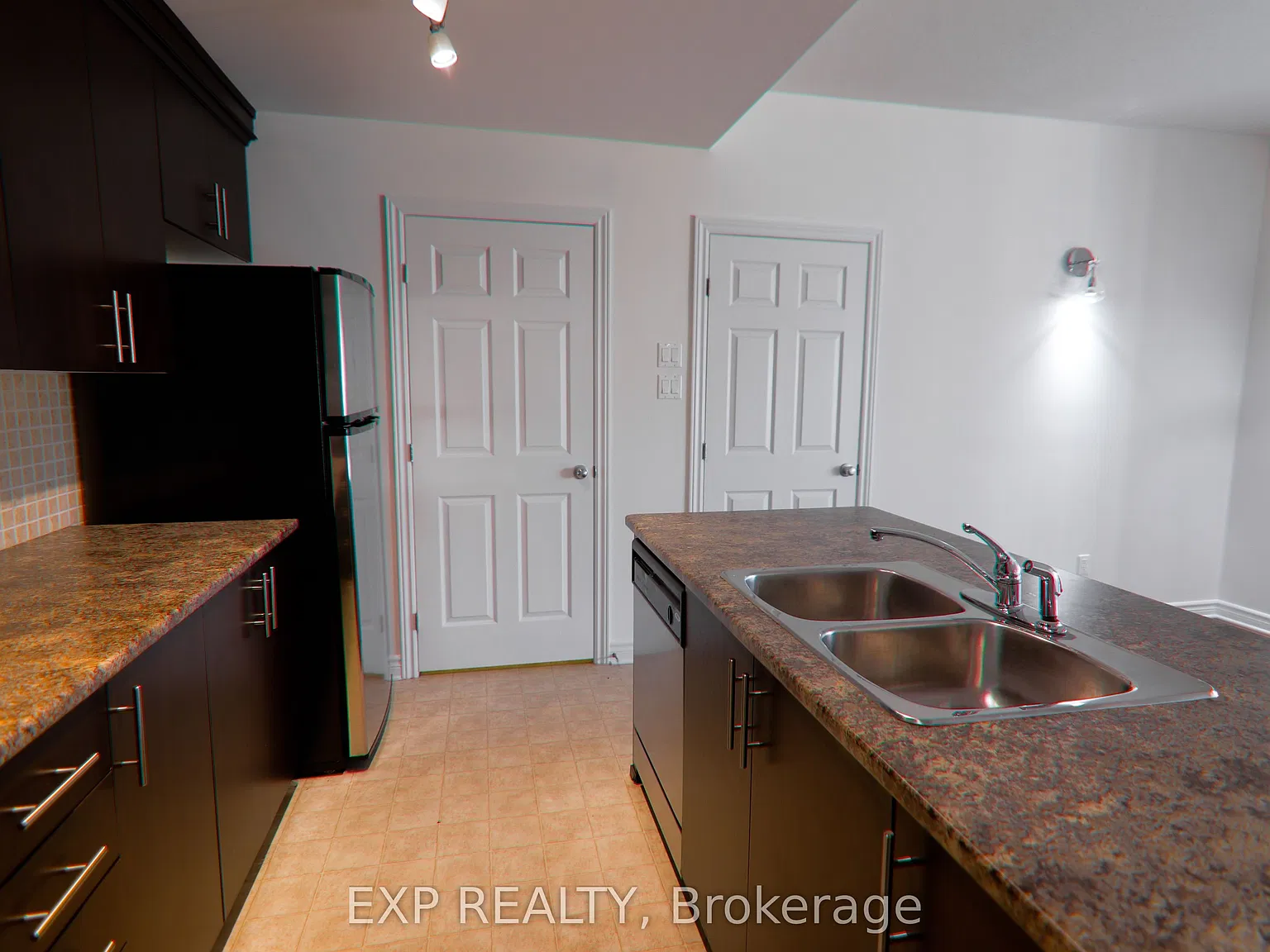 2 bed, $2,150 — Photo 4