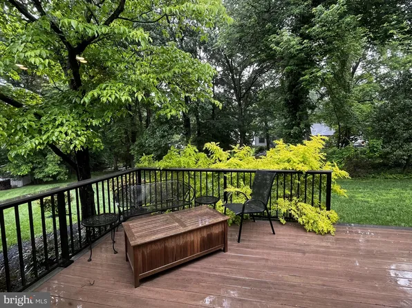 803 Cambridge Dr, Newark, DE 19711