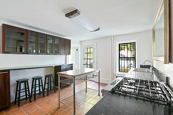 Rented by Corcoran | media 2
