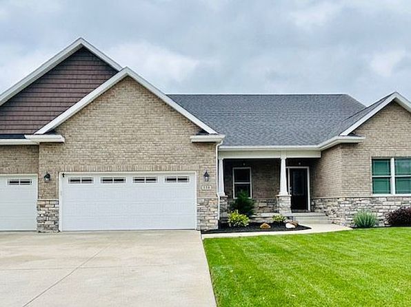 158 Colonial Ct
