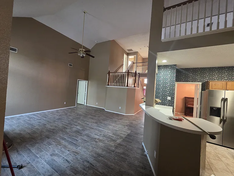 1820 Springmont Dr — Photo 10