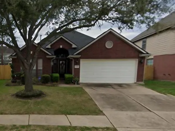 16427 Beewood Glen Dr, Sugar Land, TX 77498