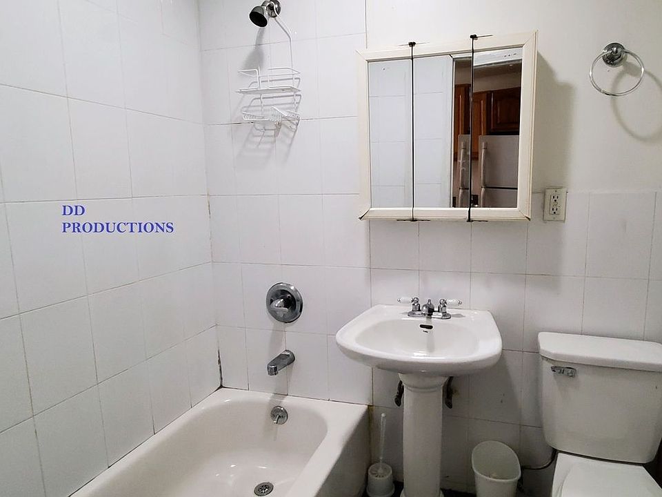 2nd image of 111 Richardson St #2B