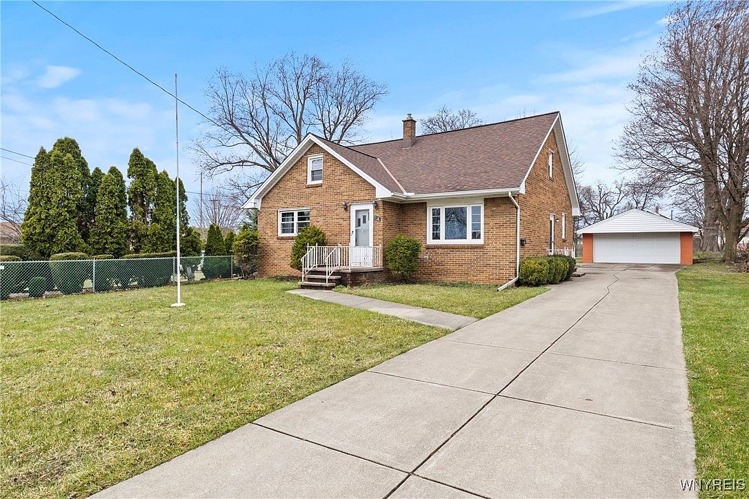 36 Floral Pl, Cheektowaga, NY 14225 | Zillow