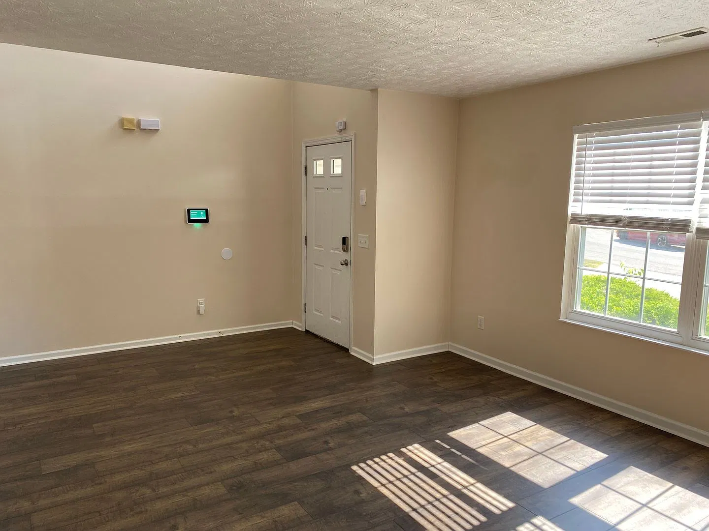 4221 Dobbin Circle — Photo 4