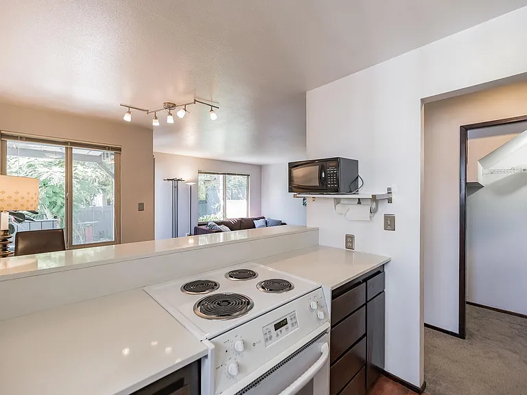 3107 E Yesler Way #B — Photo 14