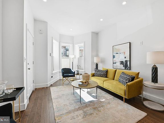 4th image of 26 Q St NE #1
