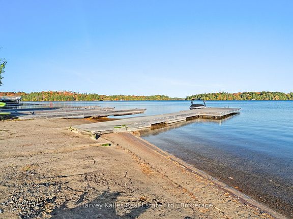 4th image of 2054 Peninsula Rd #15