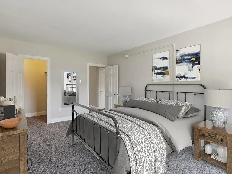 Maple Walk Apartments — Photo 17