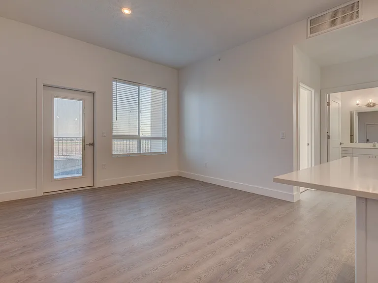 The Pointe at West Point — Photo 20