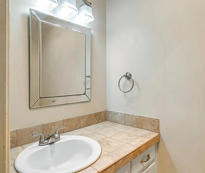 424 W Pecan Ave #B — Photo 23