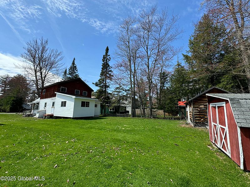5th image of 113 Forest Avenue