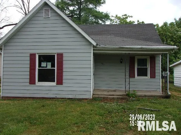 525 E Spaulding St, Riverton, IL 62561