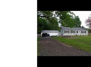 374 N Hook Rd, Pennsville, NJ 08070