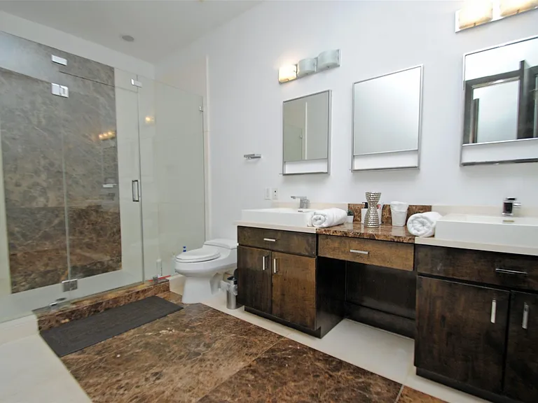 4118 Floyd St #A — Photo 28