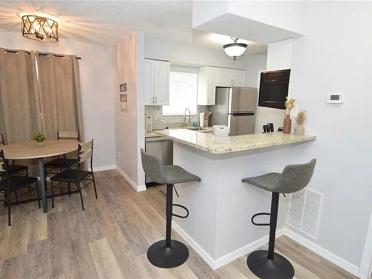 8754 Mallard Reserve Dr #202 — Photo 4