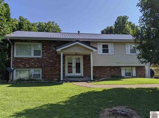 101 Chestnut St, Kuttawa, KY 42055