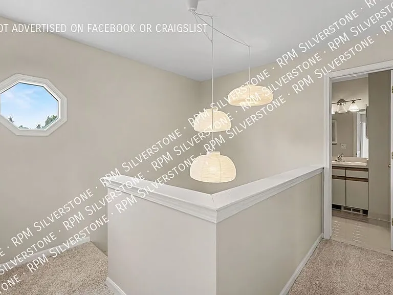 452 Farmridge Ct — Photo 14