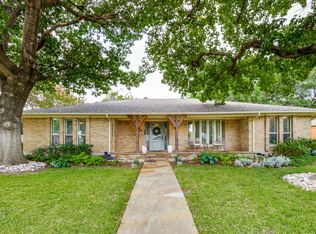 6318 Danbury Ln, Dallas, TX 75214