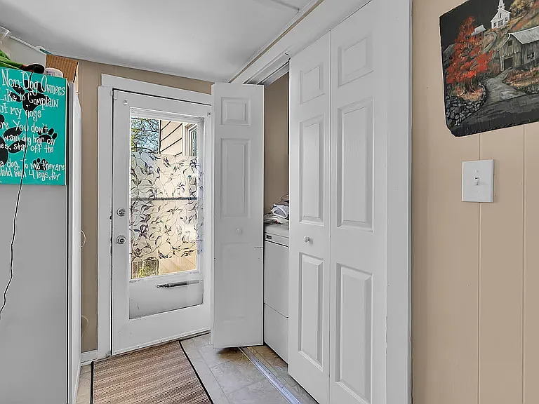 9 Traction St — Photo 9