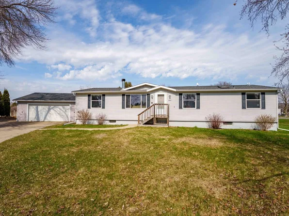 203 Todd Ct, West Concord, MN 55985