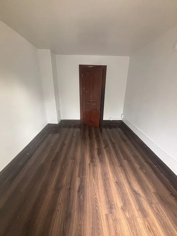 5 bed, 1.5 bath, 1968 sqft, $1,700 — Photo 3