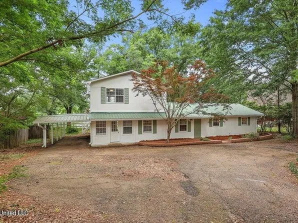 404 W Dewey Camp Dr, Florence, MS 39073