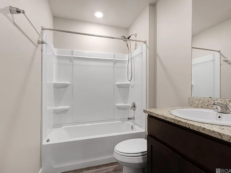 35517 Grovemont Dr — Photo 21