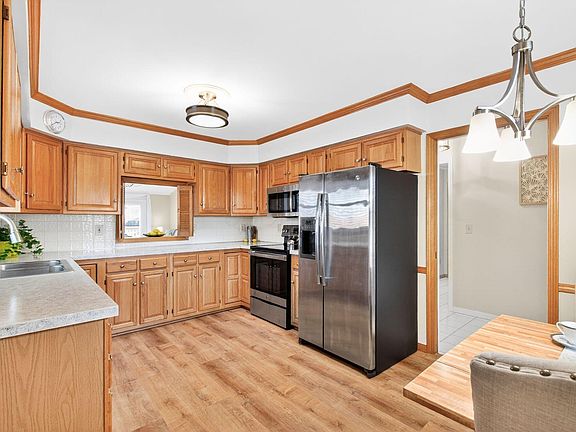 3rd image of 5790 Newgate Rd