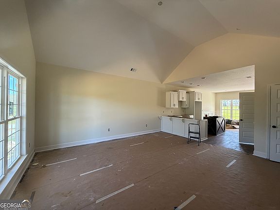 2nd image of 35620 Hendricks Rd